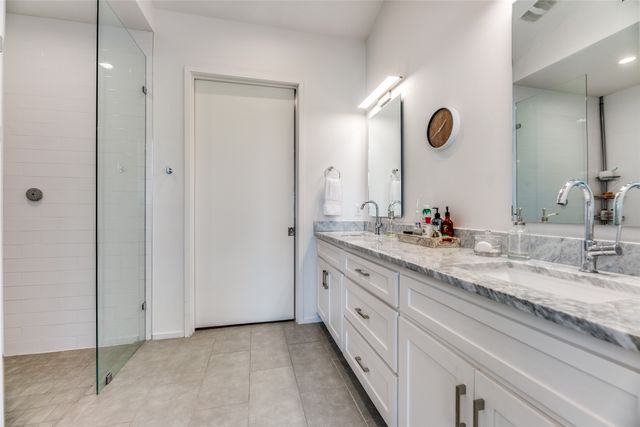 1839 Summit Avenue 3, Dallas, TX 75206