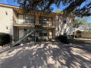2907 Whisper Oaks LN D, Georgetown, TX 78628