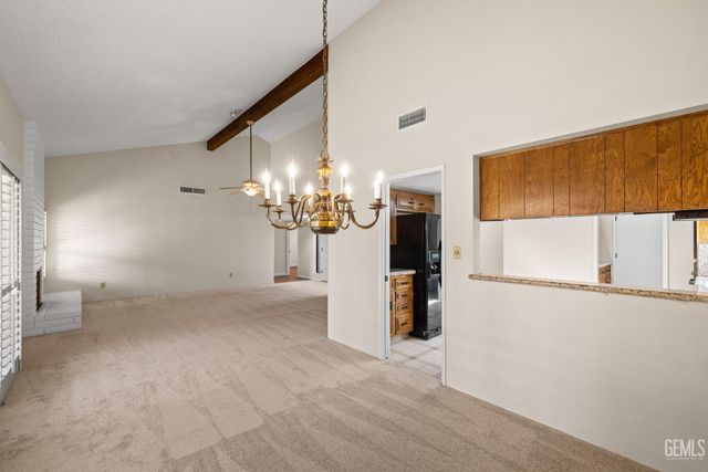 2300 El Portal Drive 63, Bakersfield, CA 93309