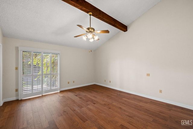 2300 El Portal Drive 63, Bakersfield, CA 93309