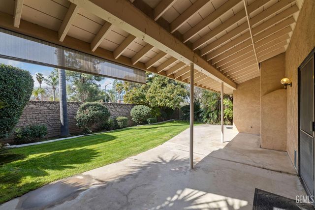 2300 El Portal Drive 63, Bakersfield, CA 93309