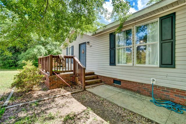 224 Brandi Lane, Clinton, SC 29325