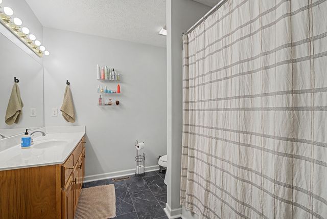 76 Providence Rd, Shelbyville, TN 37160