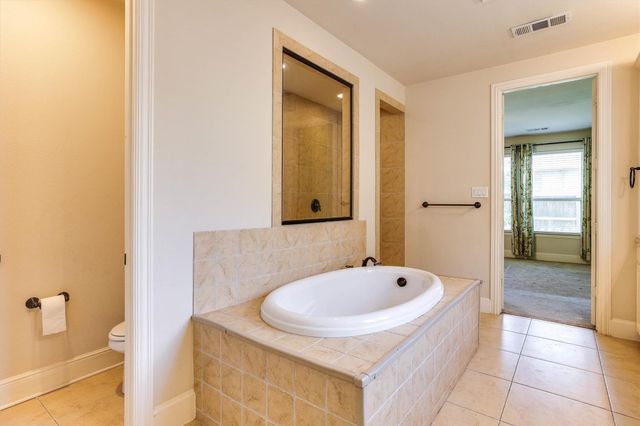 419 Rio Grande Drive, Irving, TX 75039