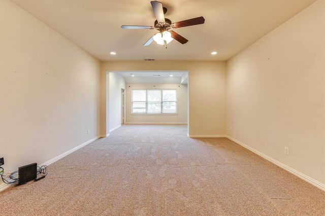 419 Rio Grande Drive, Irving, TX 75039