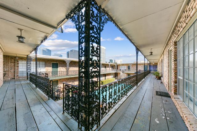 2503 Mccue Road 36, Houston, TX 77056