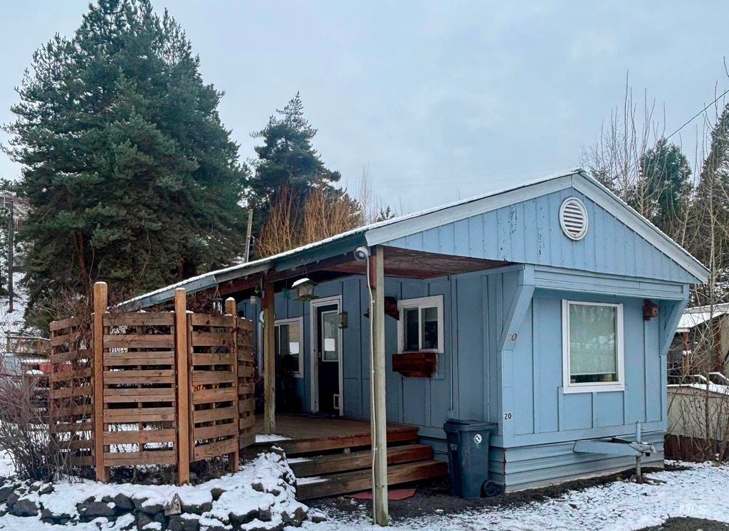 2280 Old Pullman 20, Moscow, ID 83843