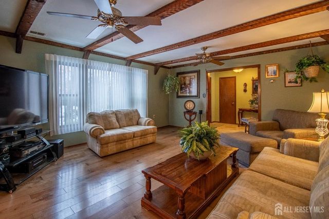 20 Edward Avenue, Monroe, NJ 08831