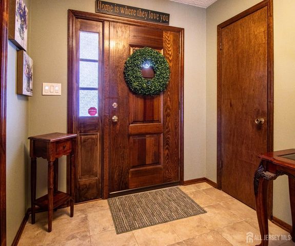 20 Edward Avenue, Monroe, NJ 08831