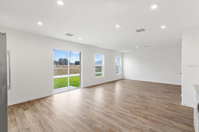 1941 IOWA DRIVE, Sumterville, FL 33585