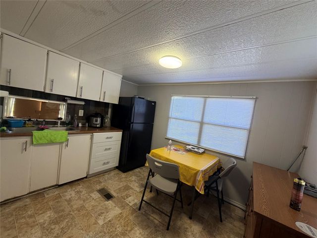 116 Avenue C, Brazoria, TX 77422