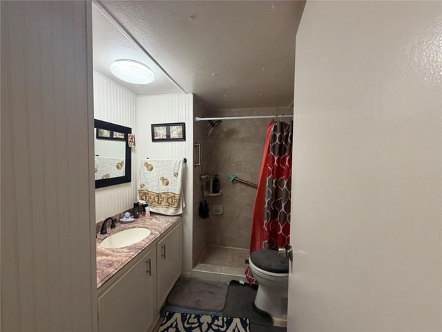 116 Avenue C, Brazoria, TX 77422