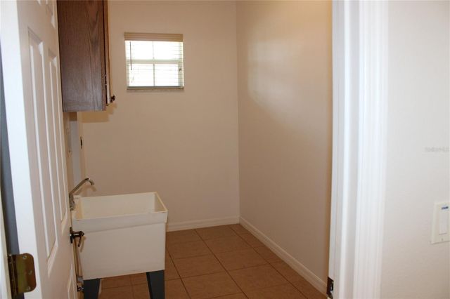 339 MARINERS GATE DRIVE, Edgewater, FL 32141
