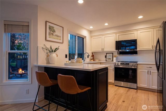 4016 243rd Place SE, Issaquah, WA 98029