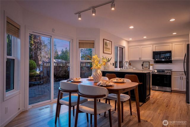 4016 243rd Place SE, Issaquah, WA 98029