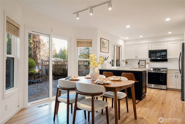 4016 243rd Place SE, Issaquah, WA 98029