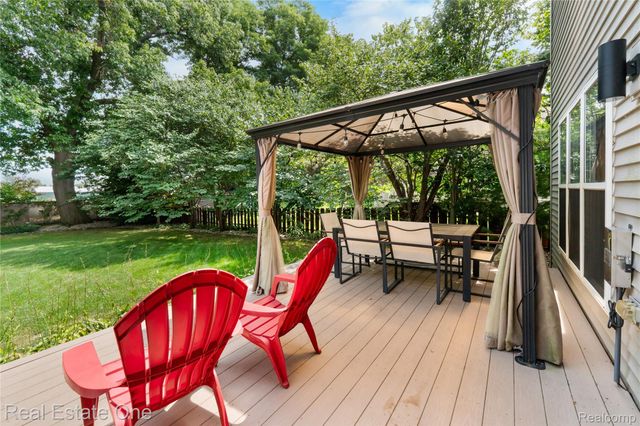 1151 Gene Drive, Chelsea, MI 48118