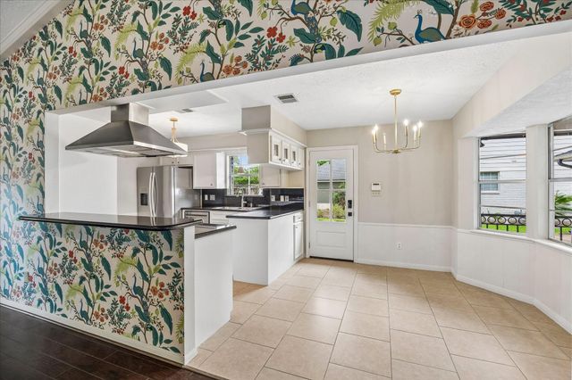 507 Blue Willow Drive, Houston, TX 77042