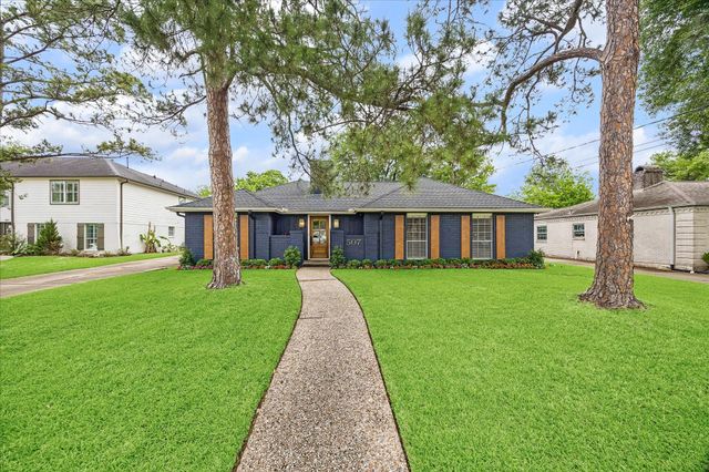 507 Blue Willow Drive, Houston, TX 77042