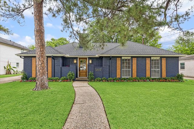 507 Blue Willow Drive, Houston, TX 77042