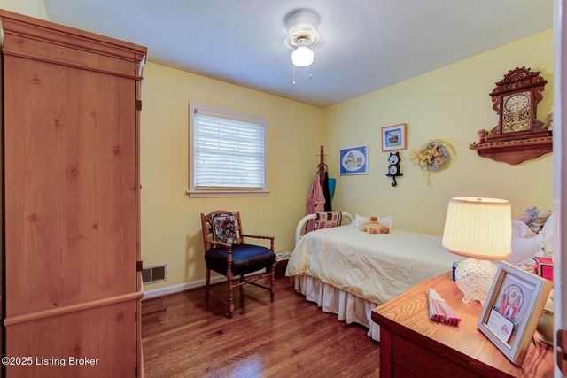 5406 Trefoil Ln, Louisville, KY 40258