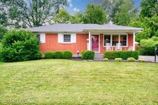 5406 Trefoil Ln, Louisville, KY 40258