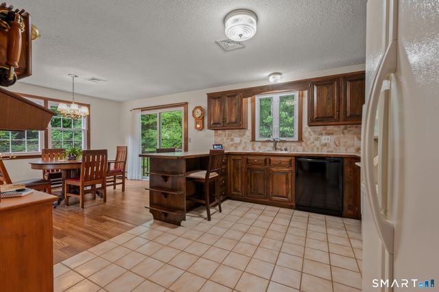 31 Webster Road, Union, CT 06076