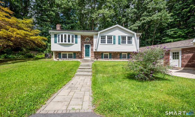 31 Webster Road, Union, CT 06076