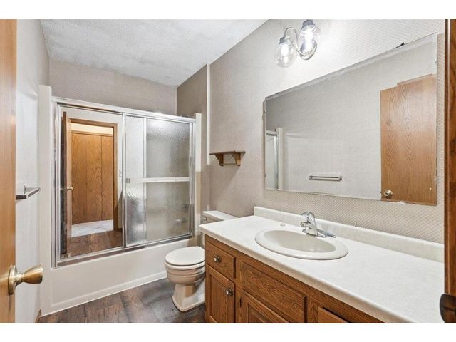 2082 Asplund Road, New Richmond, WI 54017