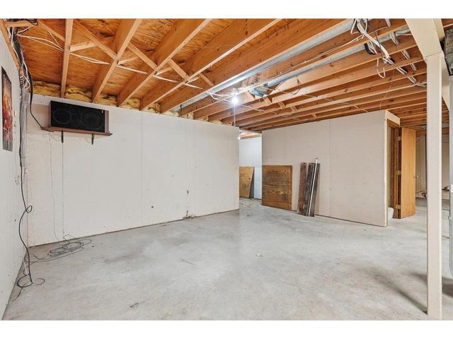 2082 Asplund Road, New Richmond, WI 54017