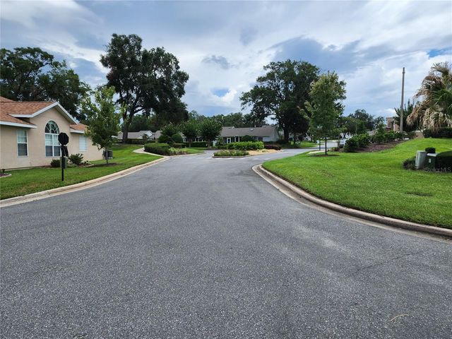 2301 SE 19TH CIRCLE, Ocala, FL 34471