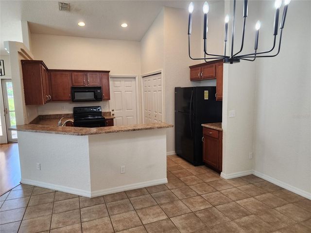 2301 SE 19TH CIRCLE, Ocala, FL 34471