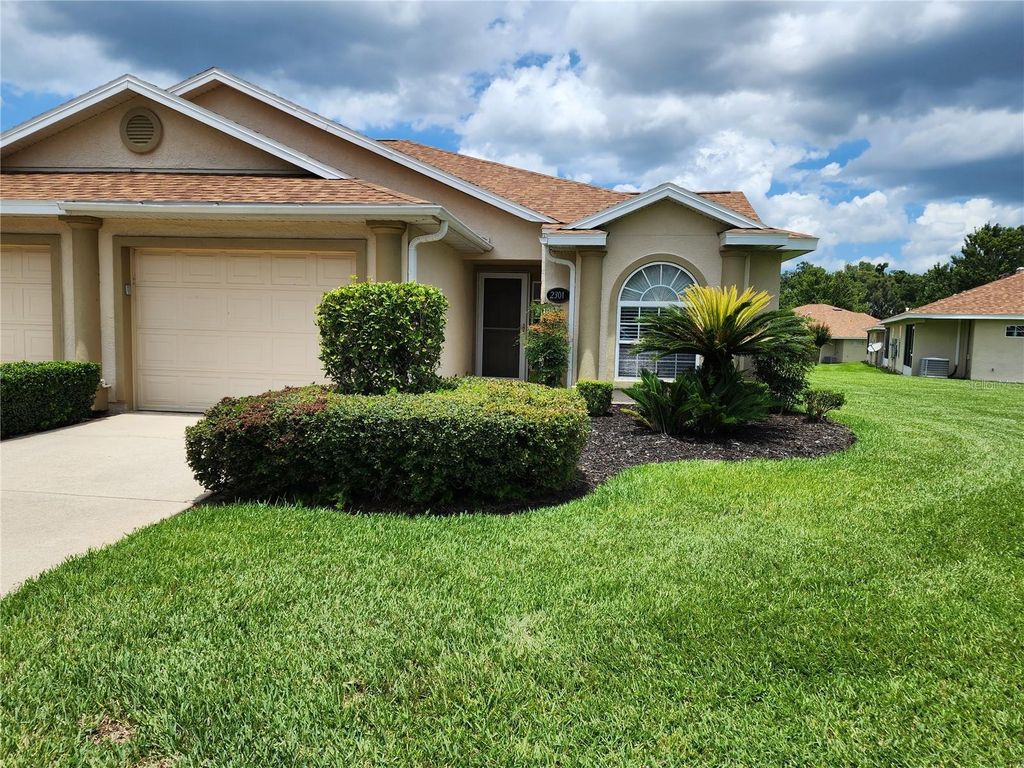 2301 SE 19TH CIRCLE, Ocala, FL 34471