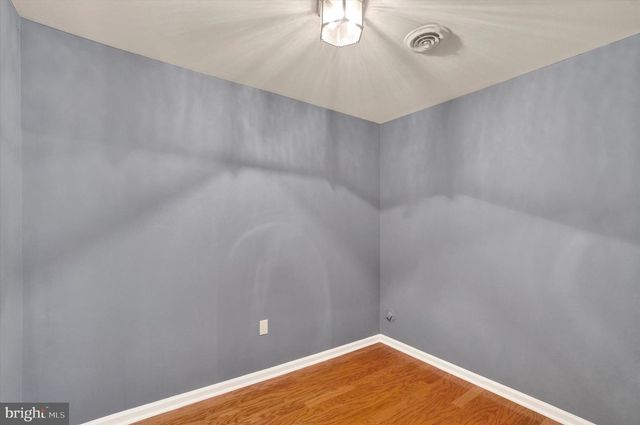 275 WYNTRE BROOKE DR, York, PA 17403