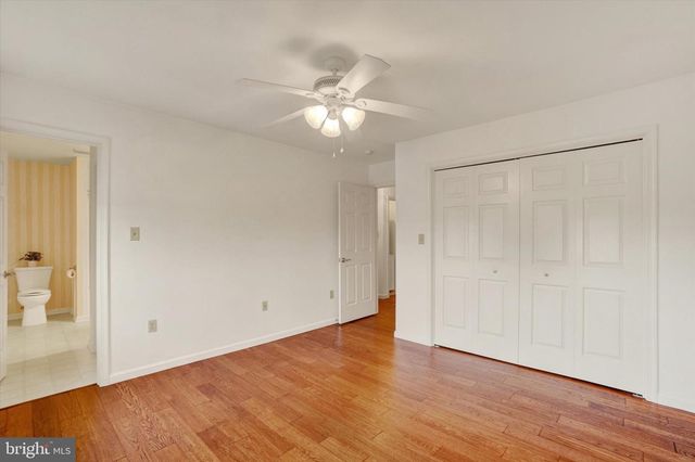 275 WYNTRE BROOKE DR, York, PA 17403