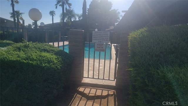 199 Summit View Drive B, Calimesa, CA 92320