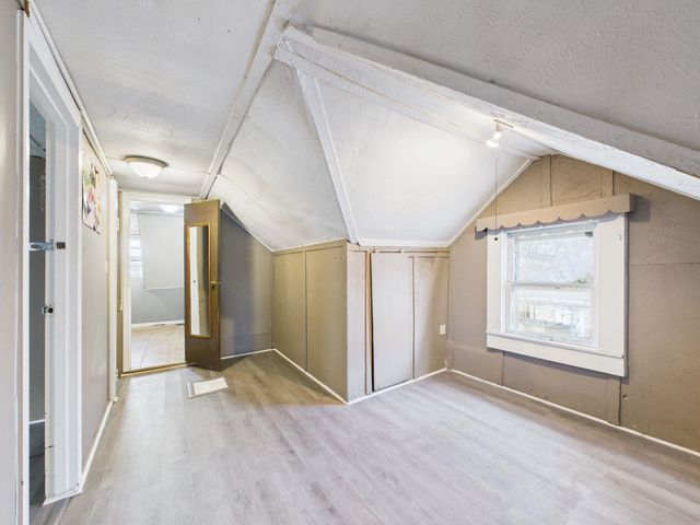 1021 S Topeka Ave, Wichita, KS 67211