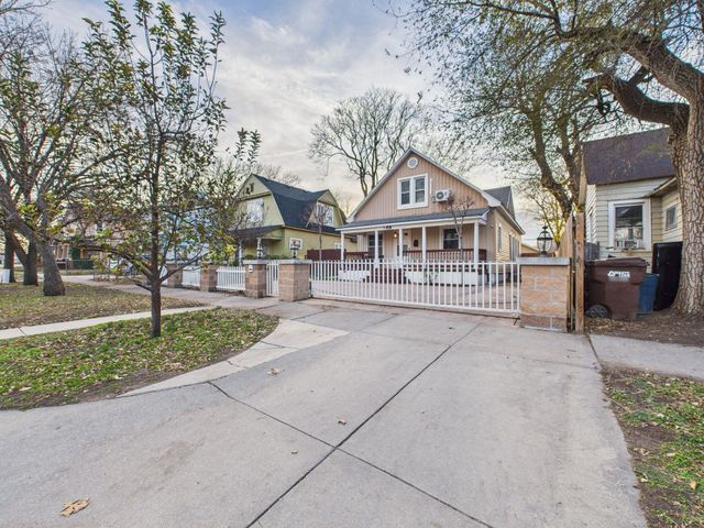 1021 S Topeka Ave, Wichita, KS 67211