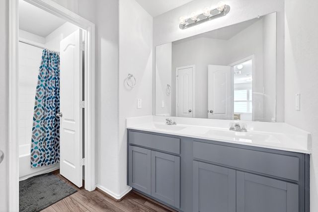 5304 Cascade Court, Alvin, TX 77511