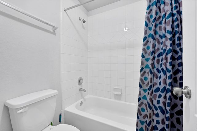 5304 Cascade Court, Alvin, TX 77511