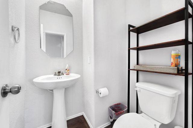 5304 Cascade Court, Alvin, TX 77511