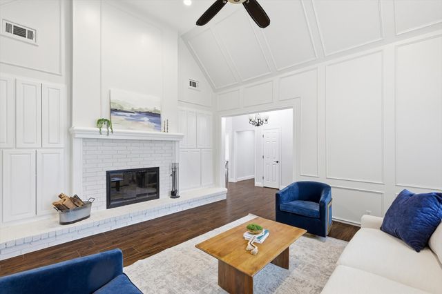 2400 Emerald Circle, Southlake, TX 76092