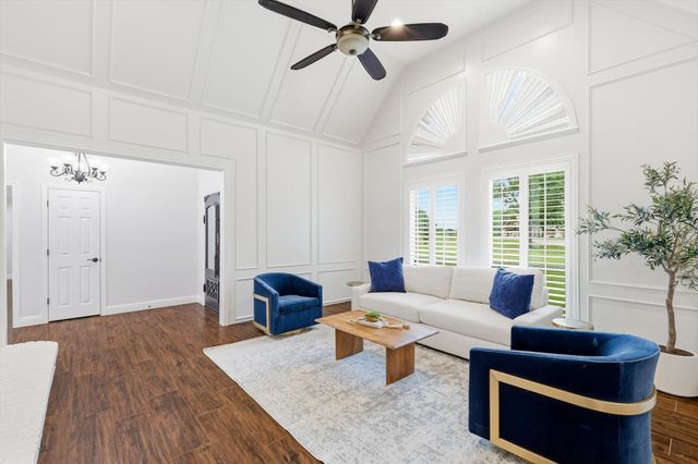 2400 Emerald Circle, Southlake, TX 76092