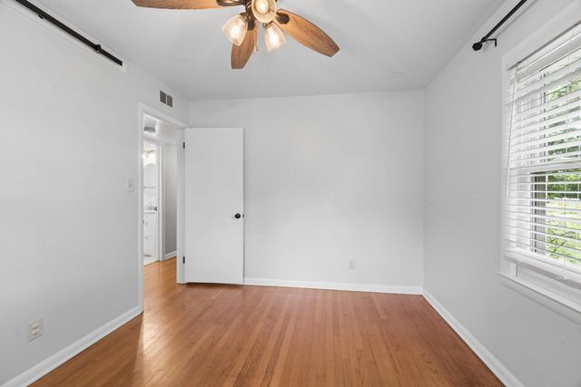 705 Oak STREET, South Milwaukee, WI 53172