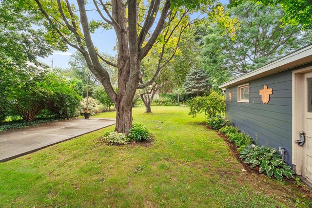 705 Oak STREET, South Milwaukee, WI 53172
