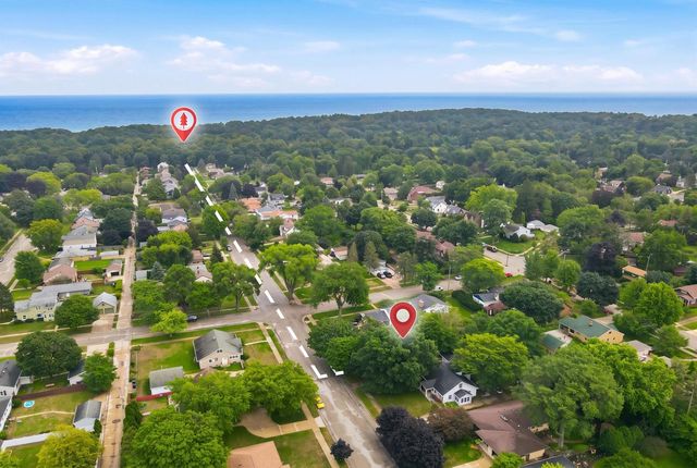 705 Oak STREET, South Milwaukee, WI 53172