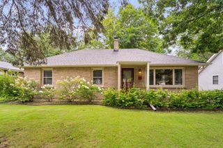 705 Oak STREET, South Milwaukee, WI 53172