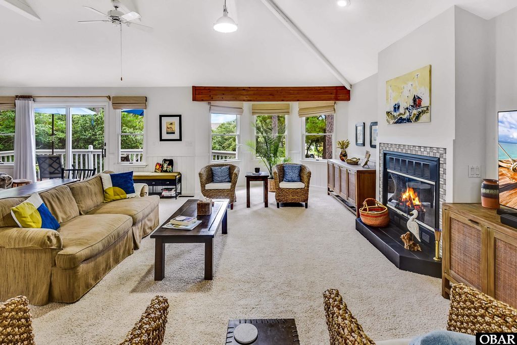 Image 4 of property listing at 1127 Brumsey Court lot 324, Corolla, NC 27927