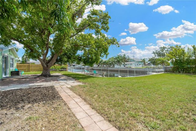 13724 COX AVENUE, Hudson, FL 34667