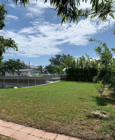 13724 COX AVENUE, Hudson, FL 34667